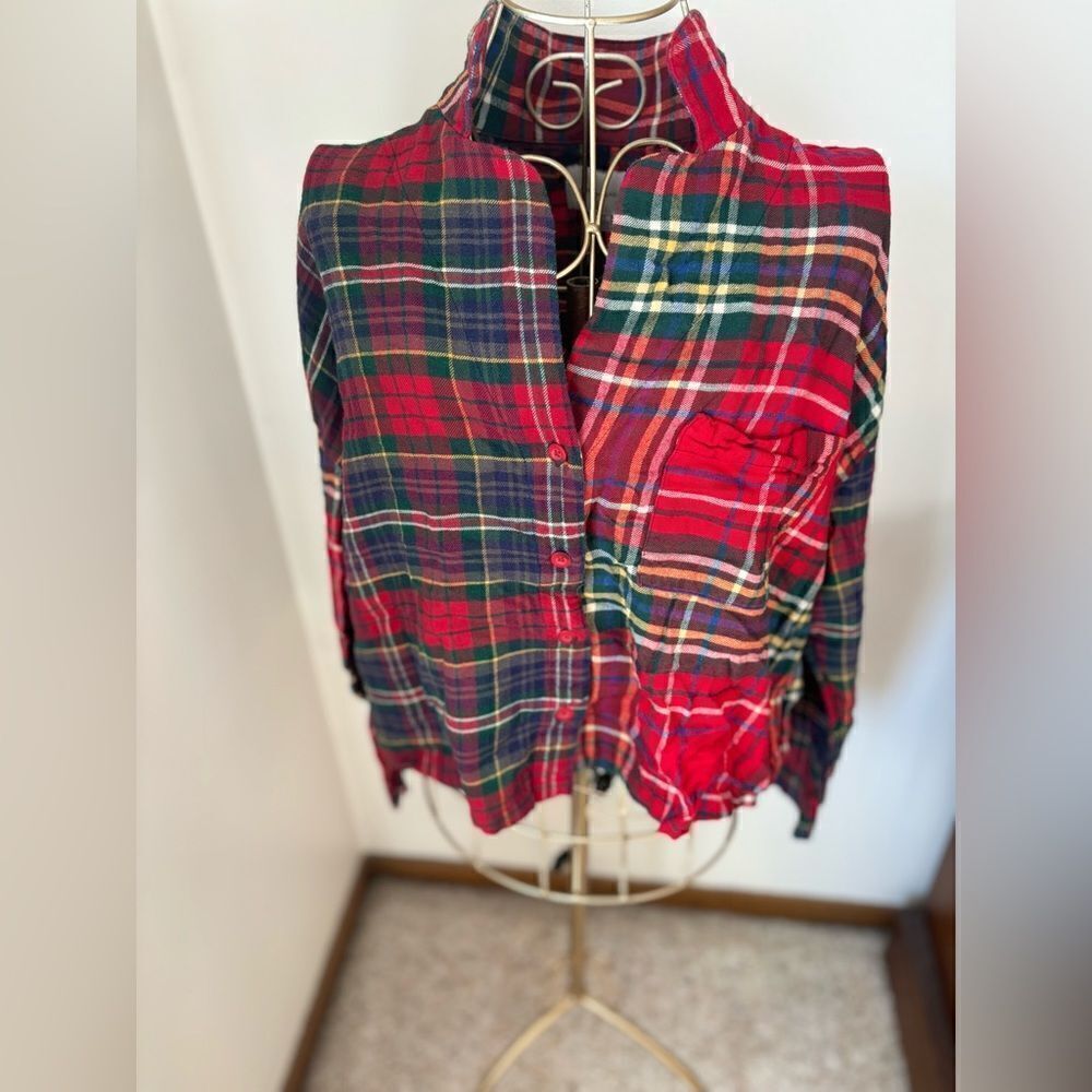 American Eagle Outfitters Red Tartan Plaid Button Down Crop Top Size S